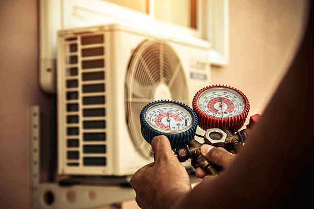 Professional Hvac technician working in Saint John, IN